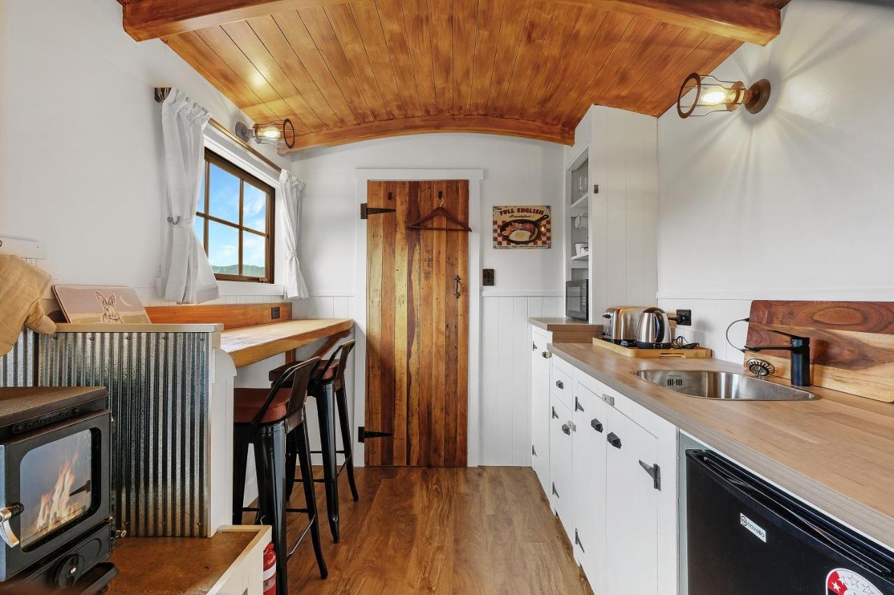 האנמר ספרינגס The Shepherds Hut - Boutique Retreat. מראה חיצוני תמונה